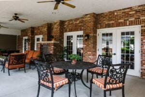 Outdoor seating at the Park place at Wingham